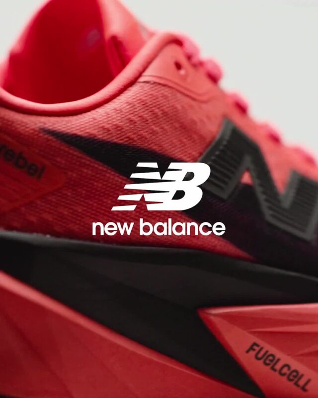 Bereit, die Straßen zu erobern? Der FuelCell Rebel v5 ist dein Schlüssel zu unvergesslichen Läufen! 🏃♂️✨ Mit seinem kühnen Design und modernen Stil ziehst du alle Blicke auf dich. Ultraleicht und flexibel, bietet er dir eine reaktionsschnelle Dämpfung, die jeden Schritt zum Erlebnis macht.
#rebel #newbalance #running #runningexperts #sport2000