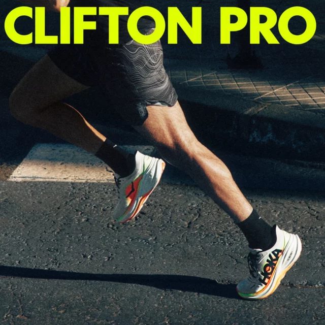 🏃‍♀️✨ HOKA-Montagslauftreff – Teste den brandneuen Clifton PRO! ✨🏃‍♂️
 
Am Montag, 13.07.2026, ist es wieder soweit! Komm zu unserem HOKA-Montagslauftreff und nutze die Gelegenheit, den brandneuen HOKA Clifton PRO direkt auf einer gemeinsamen Runde zu testen. 👟🔥
 
Clifton PRO – smooth runs, next-level Performance.
Mit PROGLIDE™+ Technologien, dynamischer Rocker-Geometrie und reaktiver SCF-Midsole holst du mehr aus jedem Kilometer. Ultragedämpft, spürbar lebendig und dank Super Abrasion Rubber besonders langlebig – gemacht für deine täglichen Runs.
 
📍 Ablauf:
👟 Schuhausgabe ab 18:45 Uhr
🏃‍♂️ Laufstart um 19:30 Uhr
 
Wir laufen etwa 1 Stunde entlang des Mains – in 5 Tempogruppen von 4:30 bis 6:30 Min./km ca. 8-11 KM. So findet jede und jeder das passende Tempo!
 
✅ Keine Anmeldung erforderlich – einfach vorbeikommen!
🎒 Wechselkleidung könnt ihr bequem im Frankfurter Laufshop deponieren.
🥤 Nach dem Lauf warten Rosbacher Mineralwasser und eine kleine Stärkung auf euch.
 
Wir freuen uns auf einen tollen Laufabend mit euch! 🙌
 
#HOKA #CliftonPRO #HOKARunning #Montagslauftreff #FrankfurterLaufshop